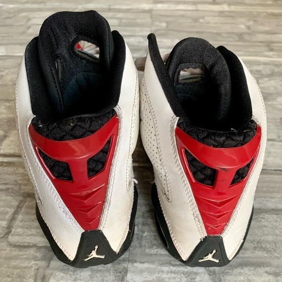 JORDAN B’LOYAL GS ‘WHITE GYM RED’ BOY’S SNEAKERS - Picture 6 of 7